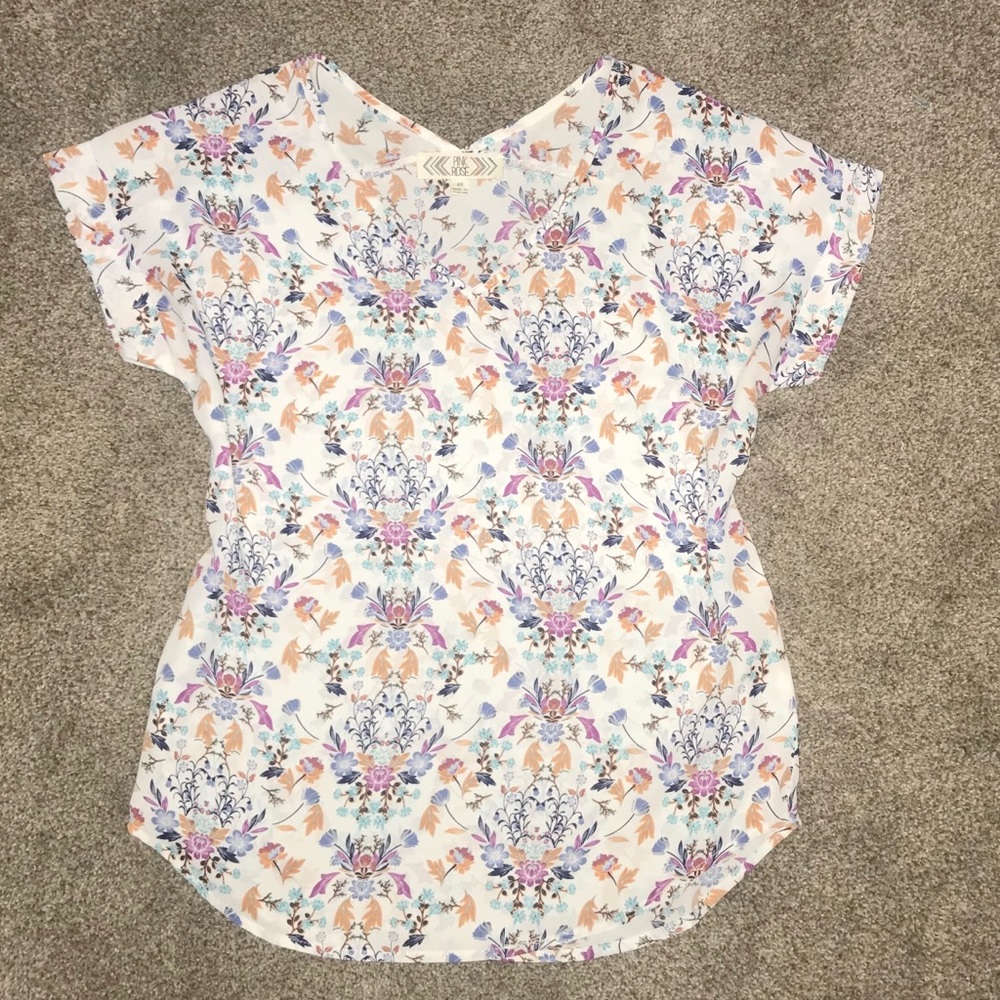 Floral shirt 🌸